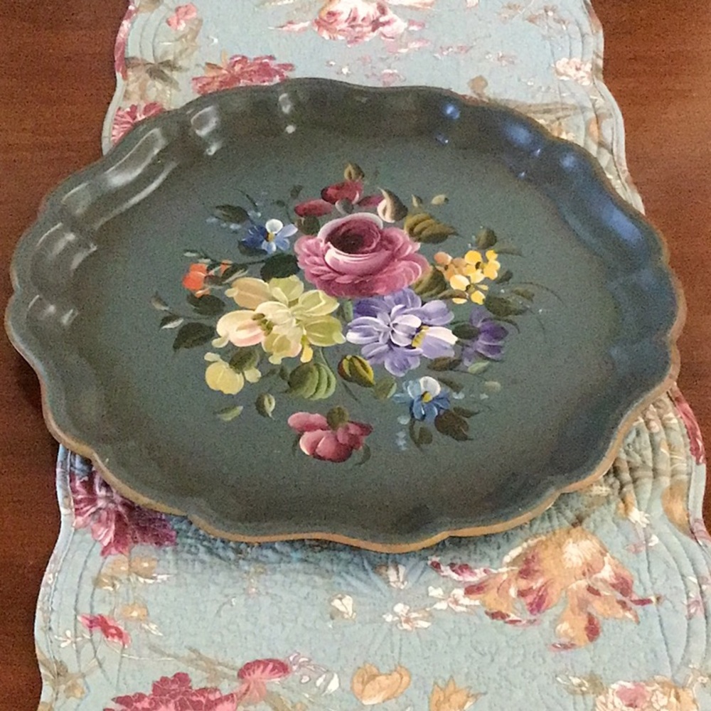 🌸 Hand Painted Tole Serving Tray by Nashco Products, Mid 20th Century 🌸